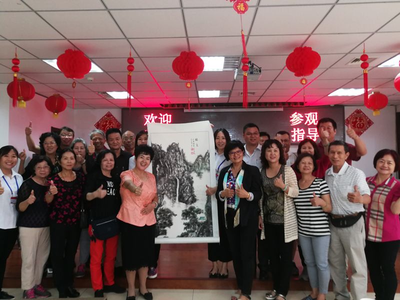 合影留念(國奧村社區) 合影留念(國奧村社區)